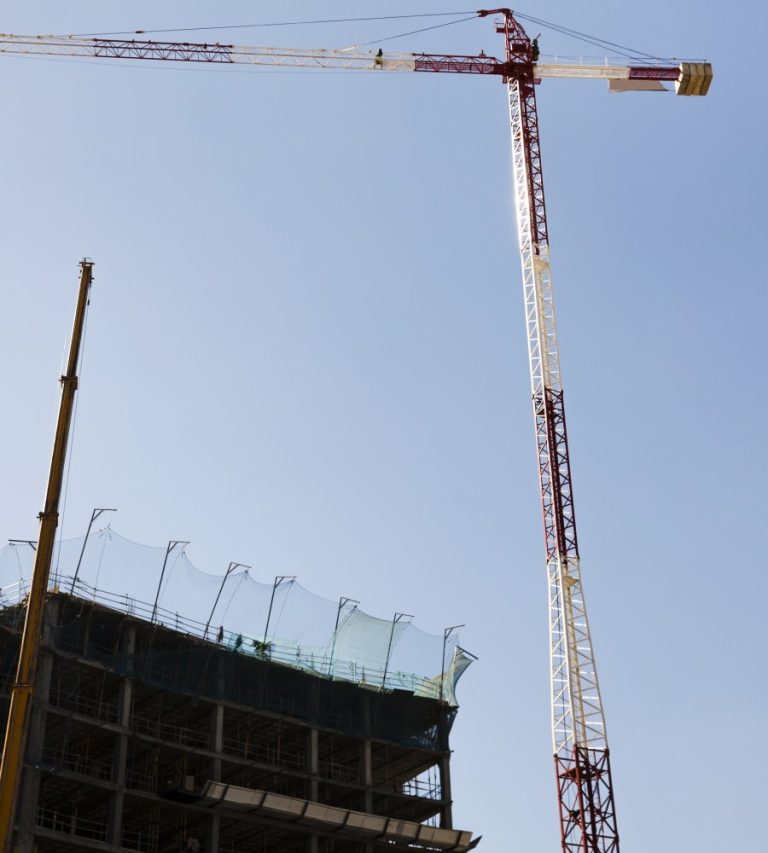 Contructora Polaris - Grua de construcción
